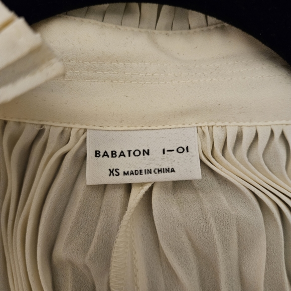 Babaton 1-01 Pleated Top - Picture 5 of 5